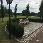 Folwark Pod Debem