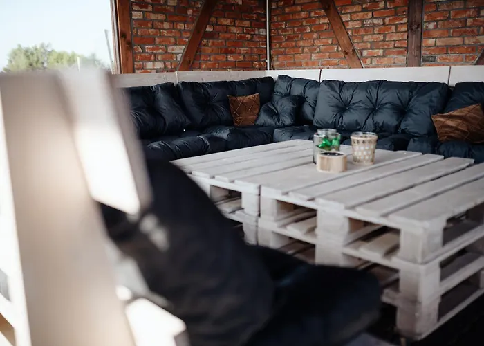 Folwark Pod Debem Farma